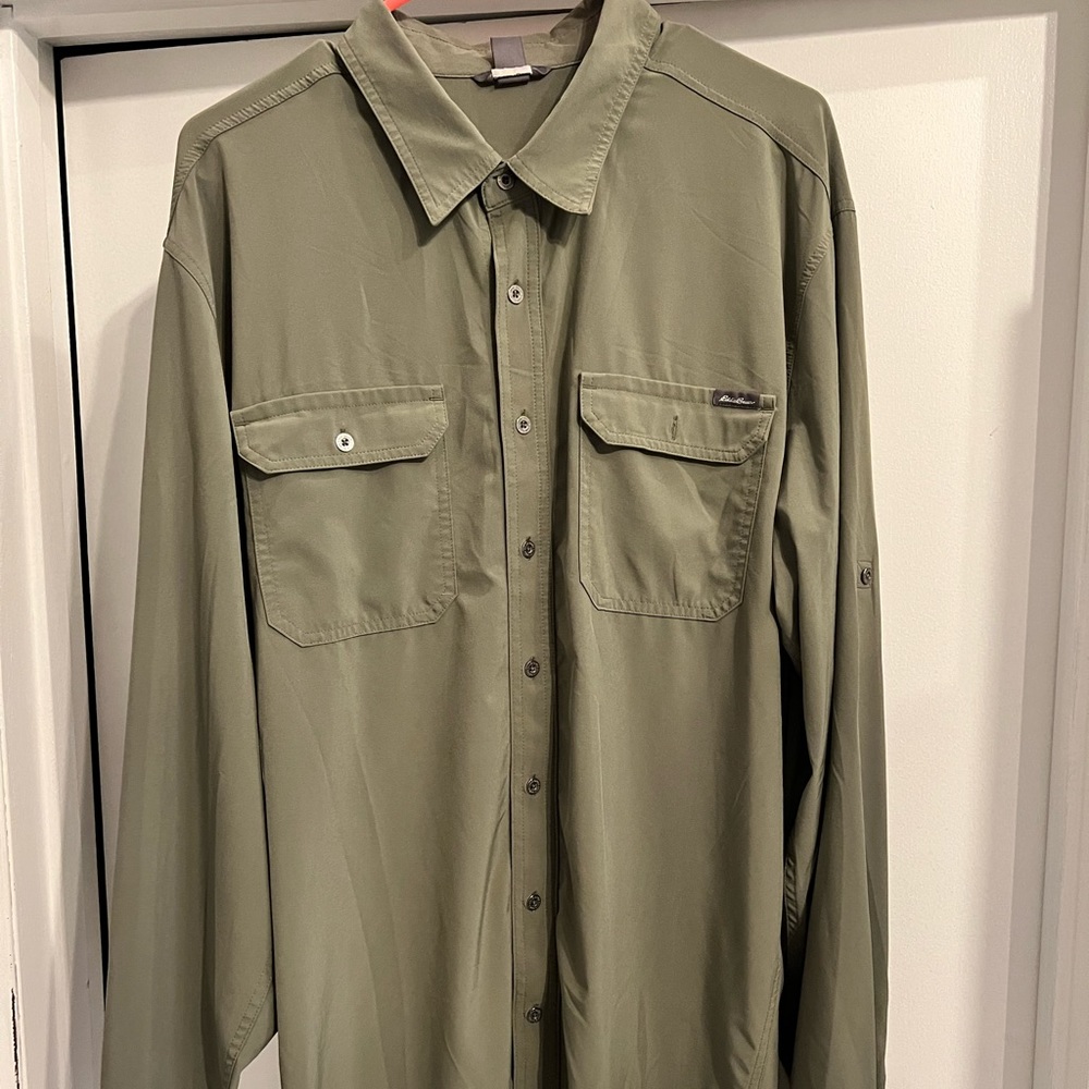 Eddie Bauer Travex Travel Button Down. Green. XLT.